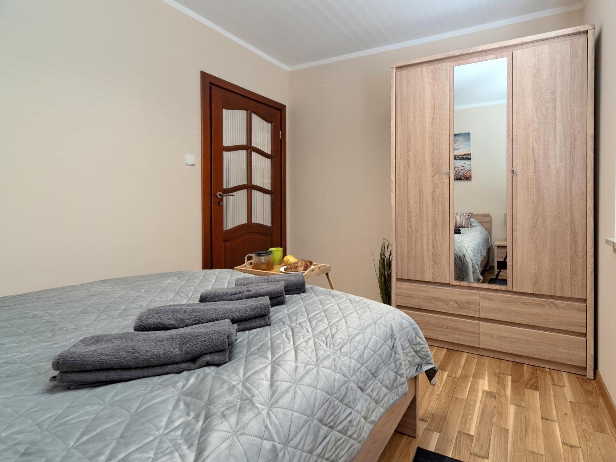 Reagan Park - Parking&balcony - By Rentujemy Apartment *